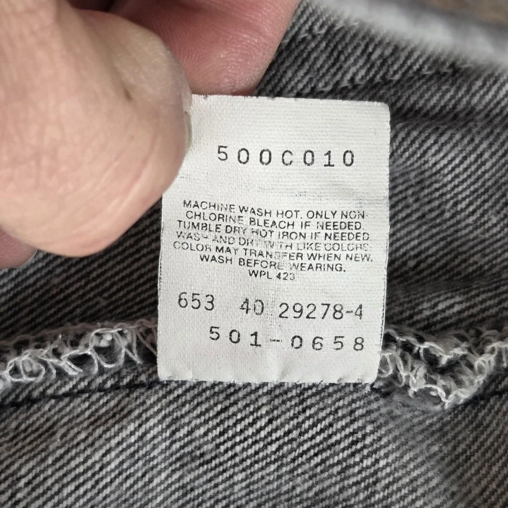 Vintage‎ Levis 501 Jeans Mens Gray Charcoal Wash Button Fly Made USA Fits 27x30